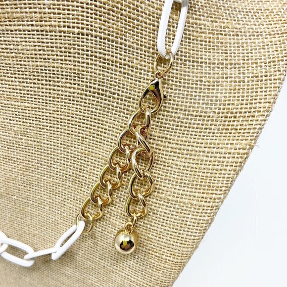 White Paper Clip Chain Necklace Matte White - Picture 3 of 4